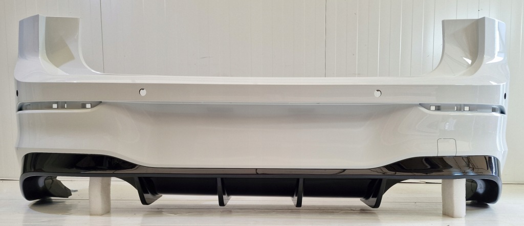 фото №16, Бампер задній golf viii 8 r-model hb 4pdc lc9a бампер задня 5h6807421b