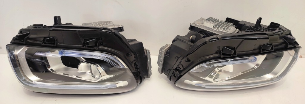 Mercedes glb x247 247 лампа ліва led high performance європа Недорого