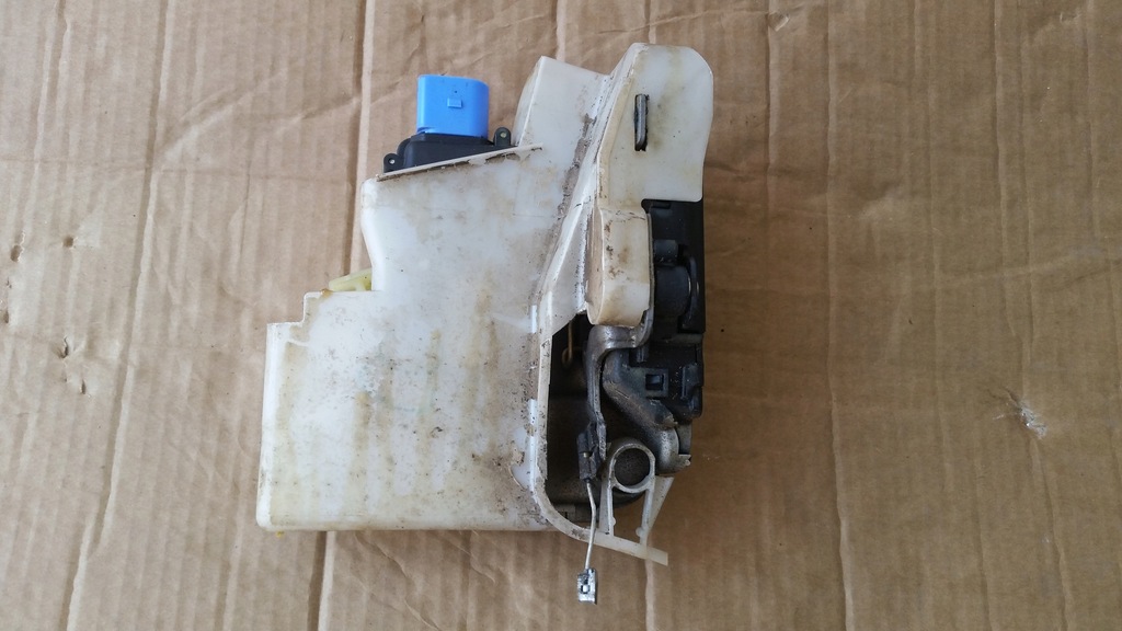 фото №1, Vw polo iv замок дверь перед правый 3b1837016cc