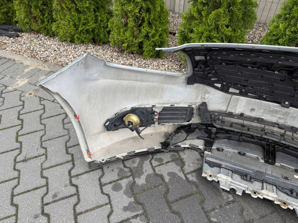 Бампер перед передній opel insignia a протитуманна фара 13288286 Зі Шроту