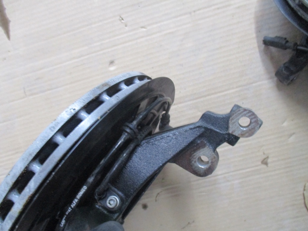 фото №3, Fiat 500x lift поворотный кулак ступица правый правая перед