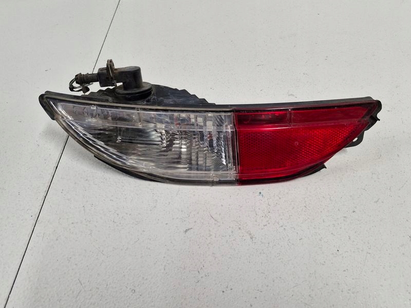 фото №1, Alfa romeo mito лампа заднего вида свет w бампер противотуманная фара правый задняя