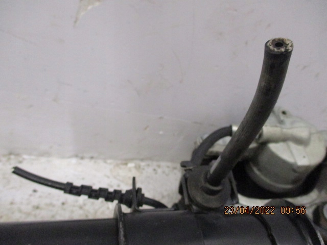 фото №9, Fiat 500 l амортизационная стойка поворотный кулак амортизатор левый