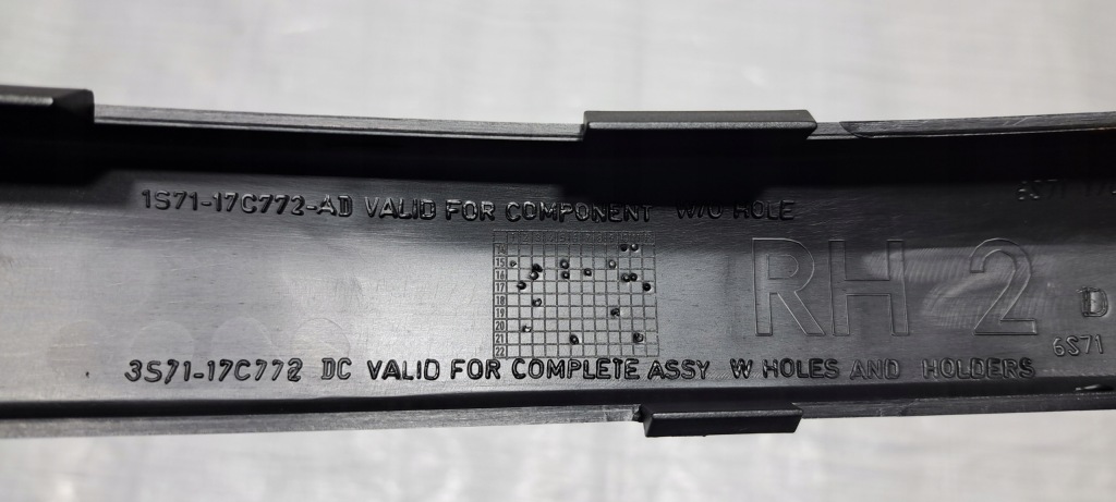 фото №8, Ford mondeo mk3 молдинг бампер правий задня 3s71-17c772