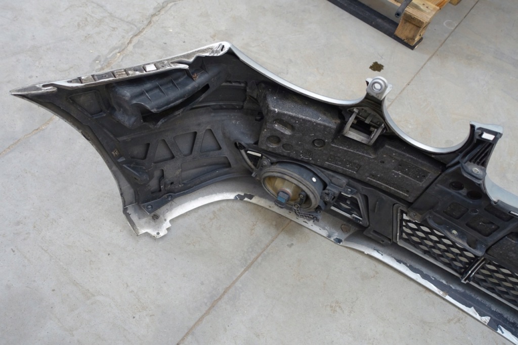 Mercedes w211 бампер перед передний lift 775 омыватель ксенон avantgarde Оригинал