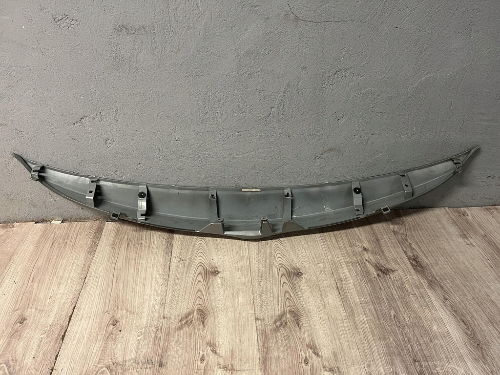 фото №6, Toyota auris ii lift молдинг накладка кришки задня hb