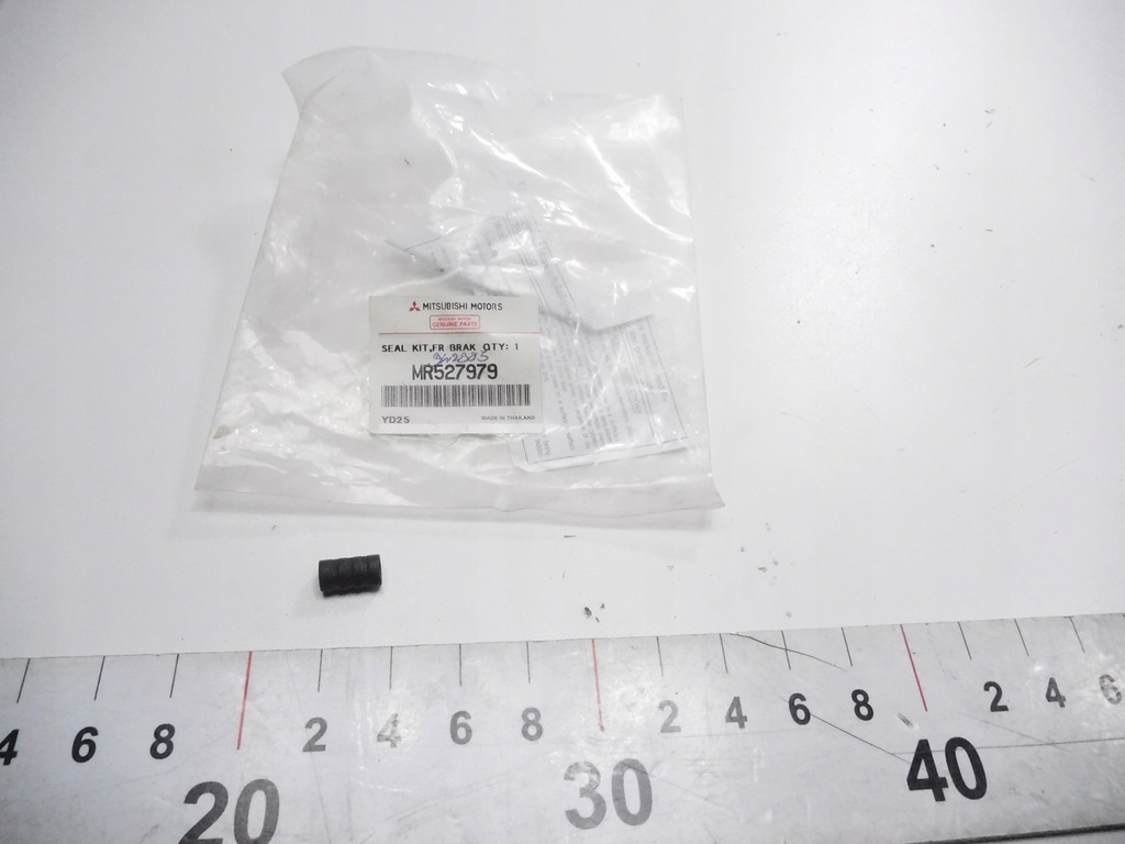 фото №7, Часть суппорт перед mitsubishi l200 оригинальный номер mr527979