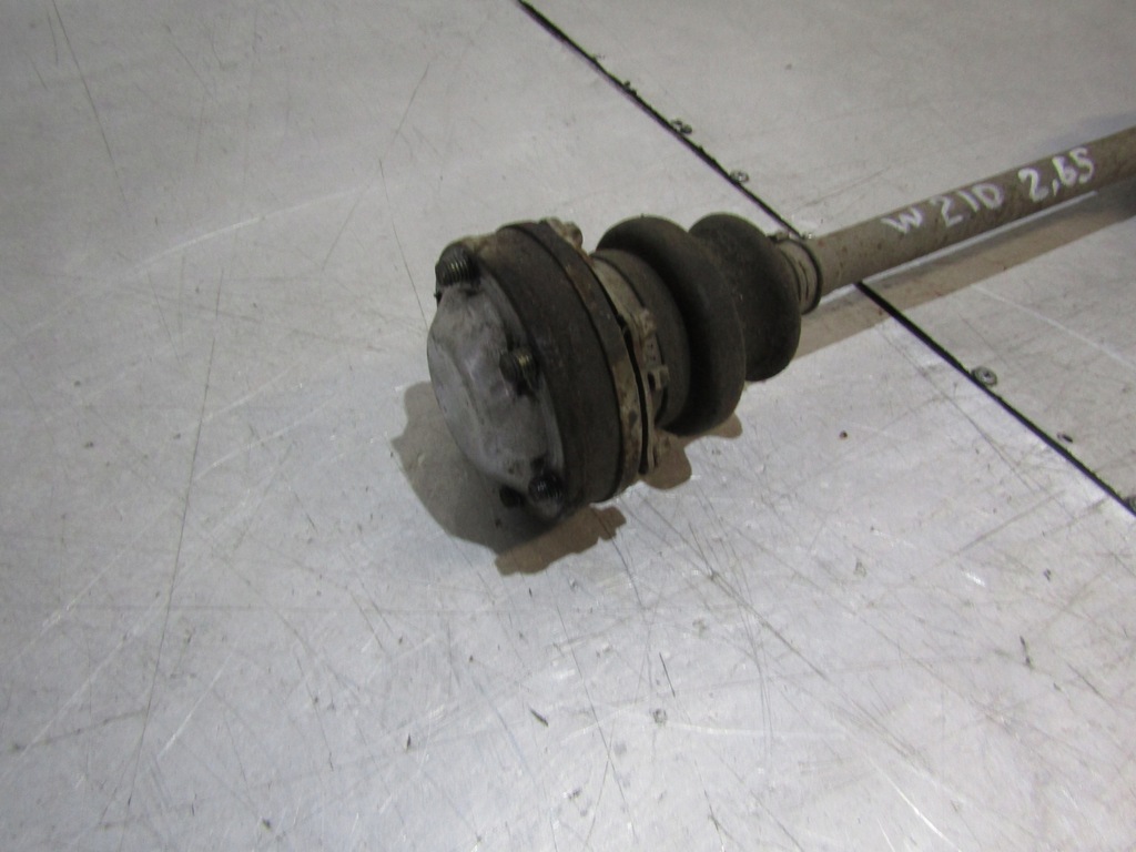 фото №2, Półośka приводной вал левая задняя левый задняя mercedes w210 2.65