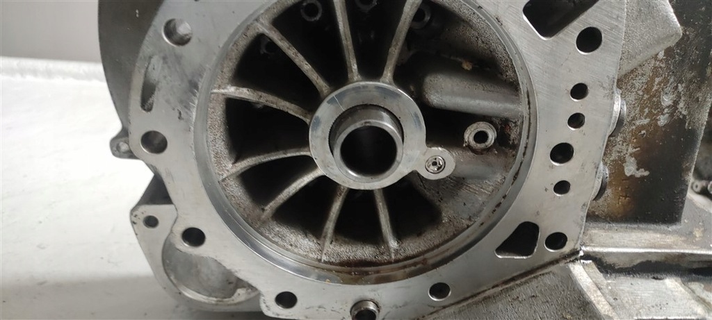 фото №8, Коробка передач корпус насос масла коробки передач porsche 911 964 4hp-22hl