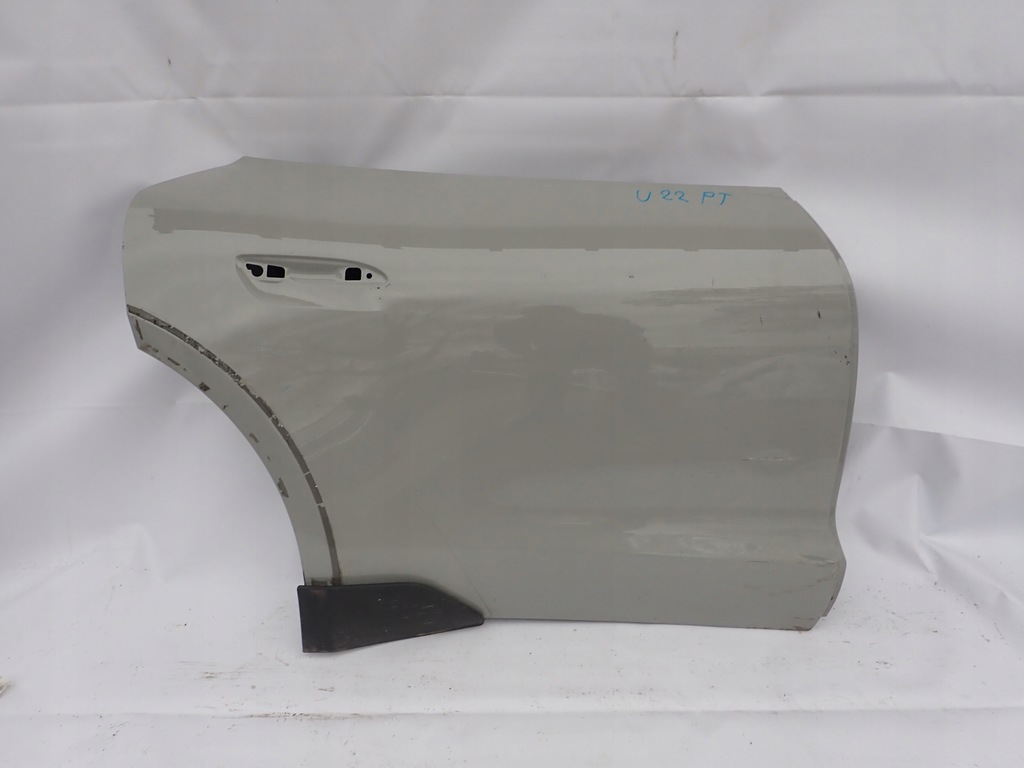 фото №1, Porsche taycan 9jt 19- дверь правое задняя задние