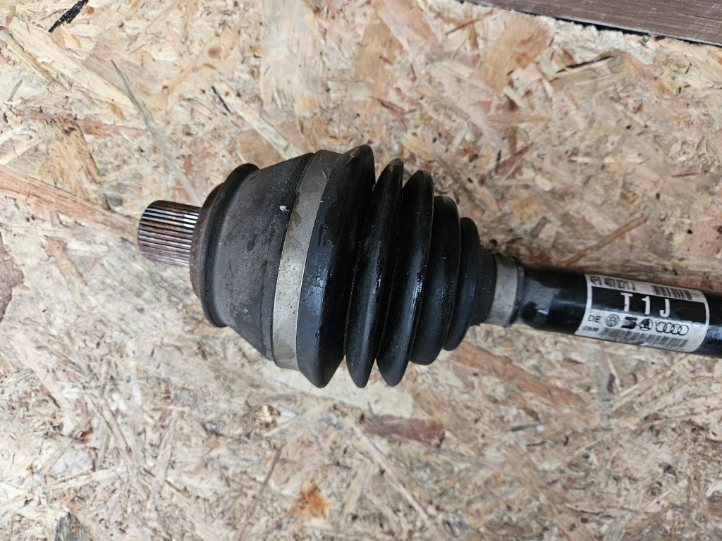 фото №4, Привідний вал ліва audi a6 c6 4f0407271j