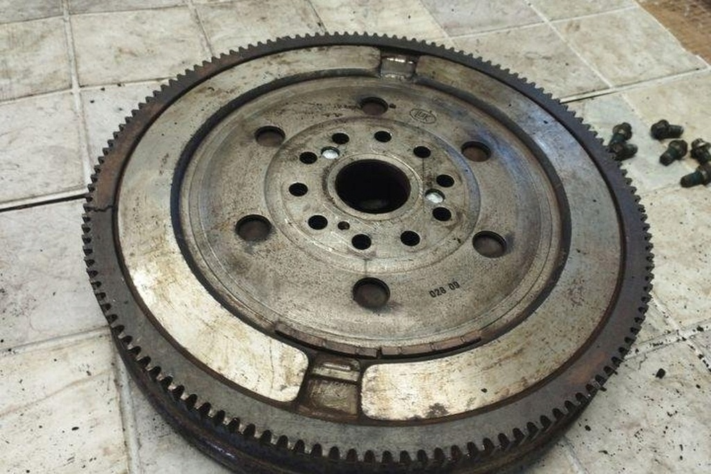 фото №9, Комплект зчеплення opel signum 1208067 2.2l дизель 92kw 2003