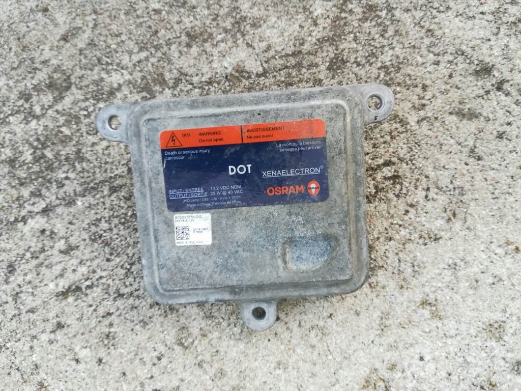 фото №1, Tesla s перетворювач модуль лампи a70525700dg oryg