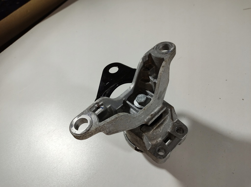 фото №7, Volvo s60 ii 1.6 13- подушка двигателя