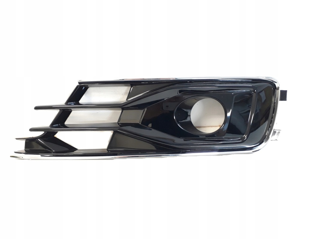Решётки бампера pod радар acc audi a6 c7 lift 14- Оригинал