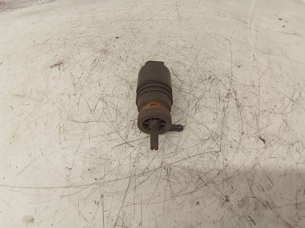 фото №1, Помпа распылителя bmw 5 e39