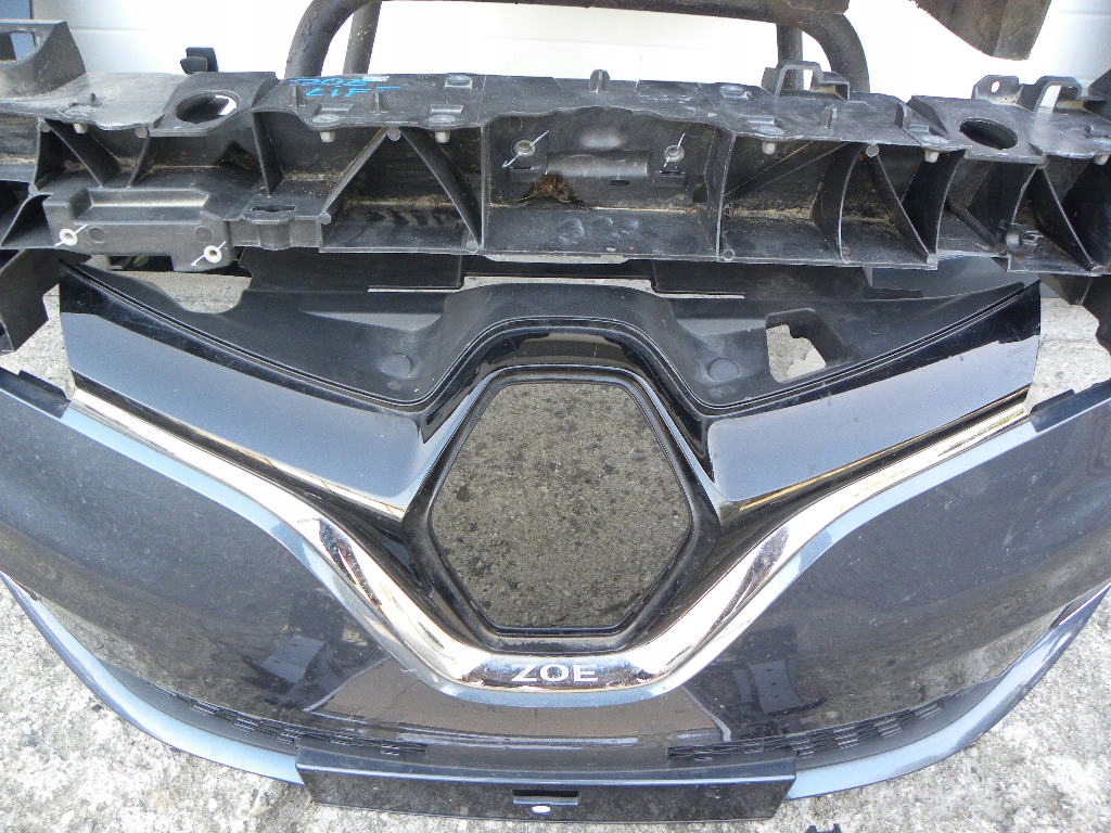 Renault zoe рестайлінг  ліхтарі  led pure vision, бампер 2020 рік Зі Шроту