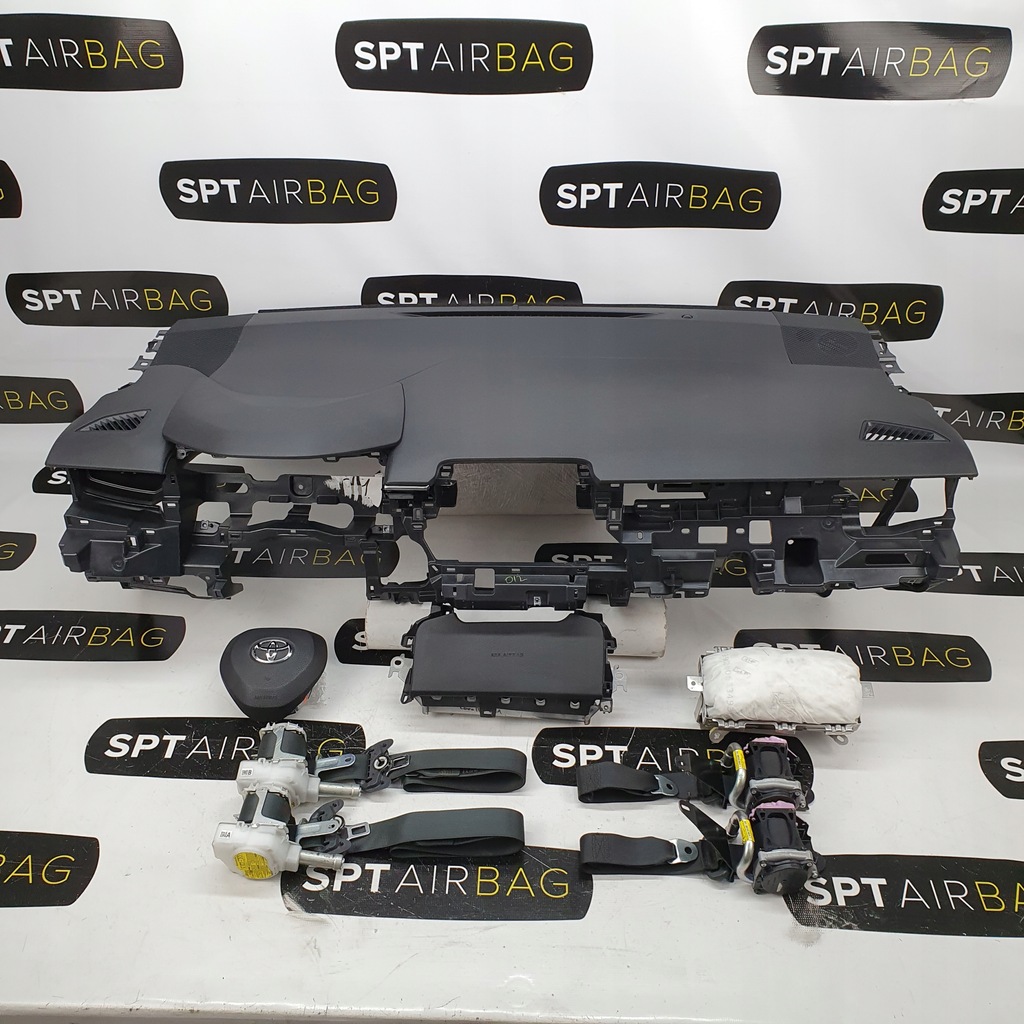 фото №1, Corolla e21 панель приладів консоль org подушки безпеки ремені подушка безпеки