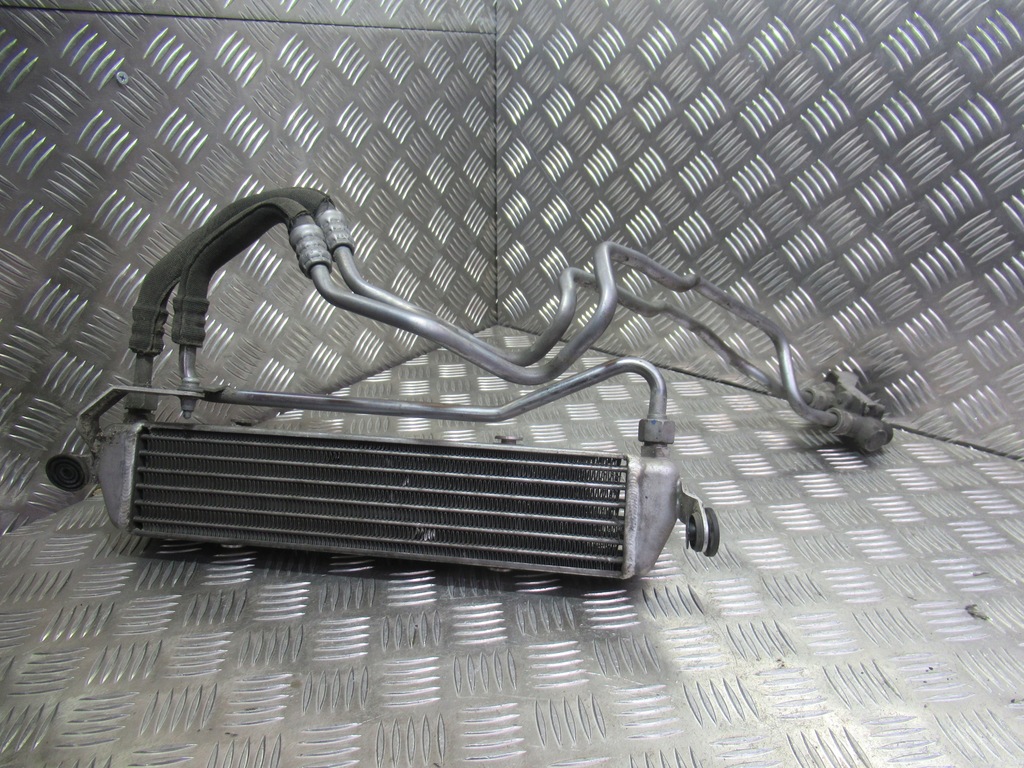 фото №1, Audi r8 радиатор масла 427317021al