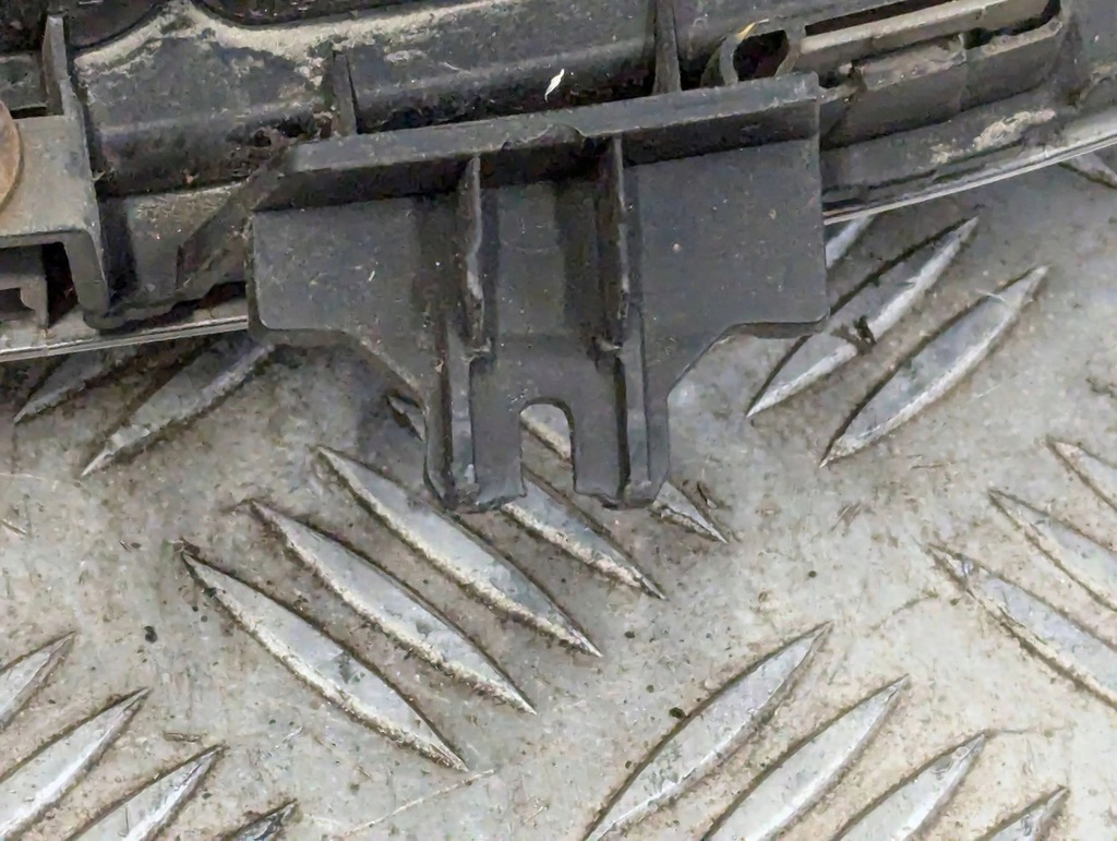 фото №13, Renault trafic iii 2019-2021 решітка радіатора решітка радіатора радіатора