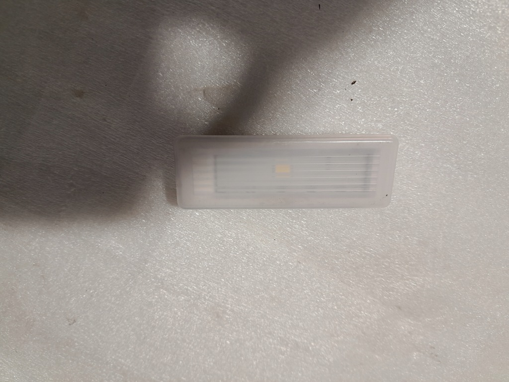 фото №1, Bmw 7' g11 g12 лампа led салону 9397923