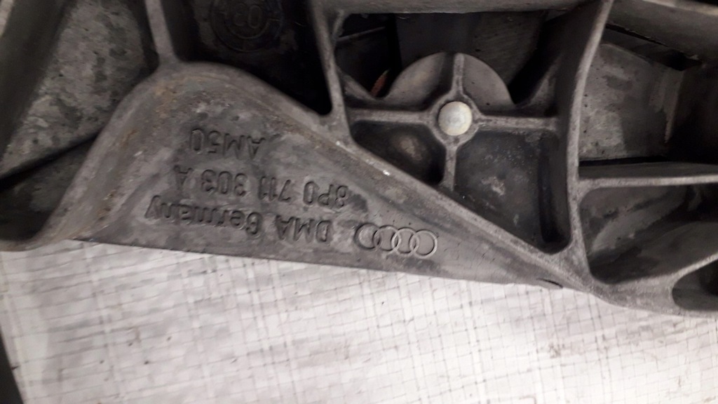 фото №12, Важіль гальма ручного audi a3 8p europa 8p0711303a