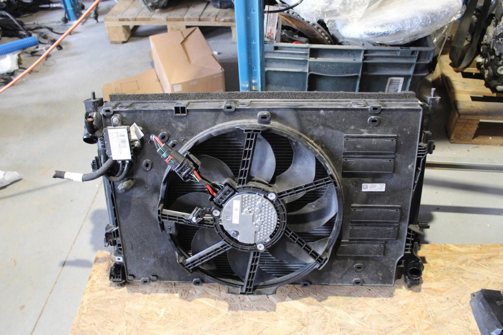 Ремінь передній з радіаторами renault austral 1.2 гібрид Ціна