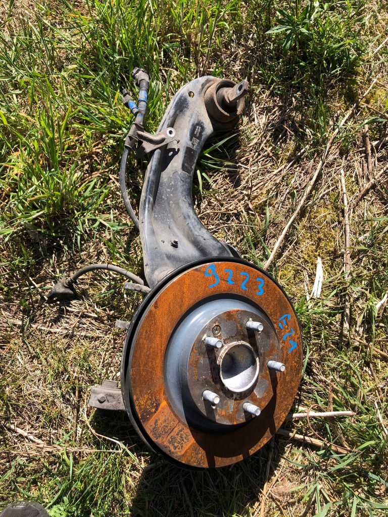 фото №1, Corolla e21 2018- подвеска задняя левая поворотный кулак