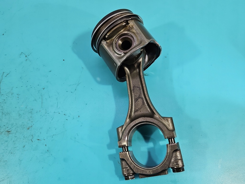 фото №1, Поршень + шатун renault mascott 2.8 td 86km