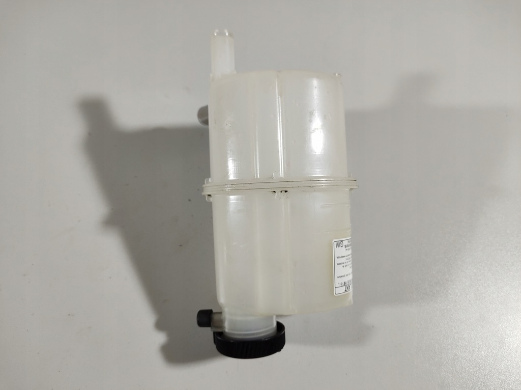 фото №7, Lexus is300h 13r бачок розширювальний