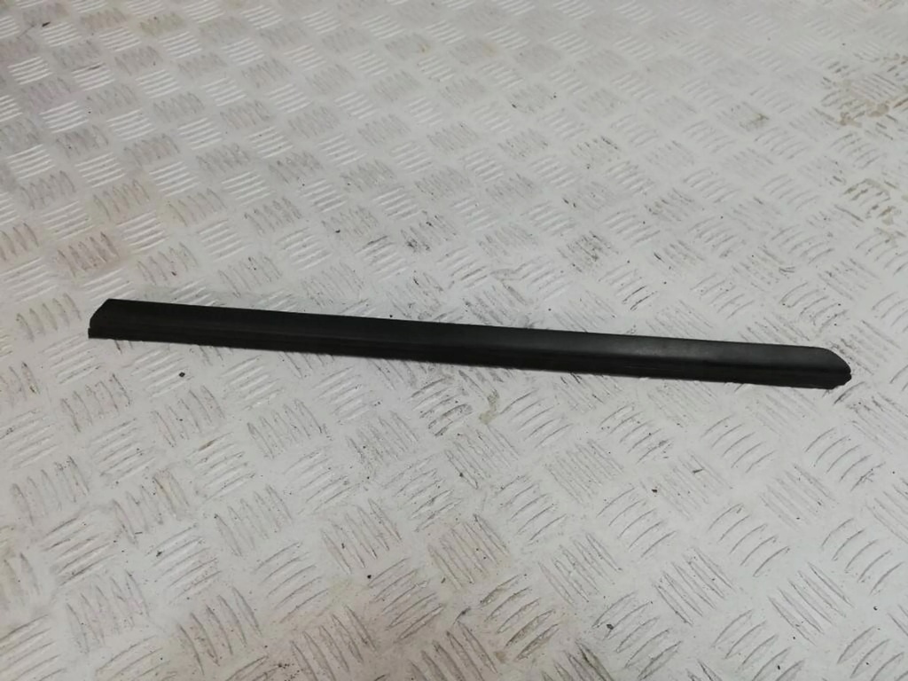 фото №1, Opel zafira c молдинг крила ліва