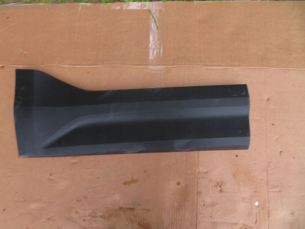 фото №1, Volvo xc40 молдинг дверь правый задняя