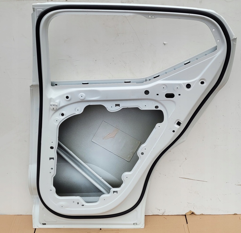 фото №8, Дверь задняя задние правое volvo xc40 2018