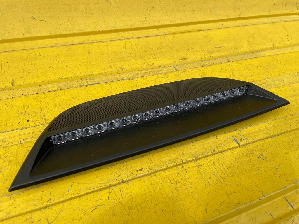 фото №1, Volvo s90 лампа стоп-сигнал 31371838