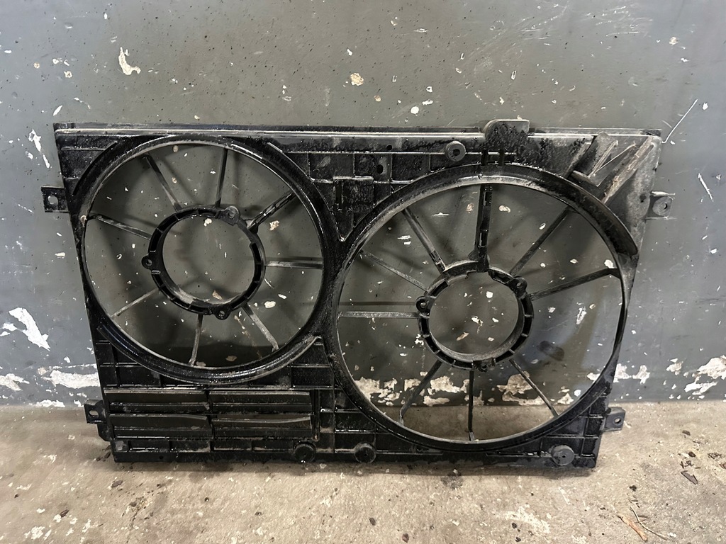 фото №7, Корпус вентиляторів vw golf v 1k0121205g