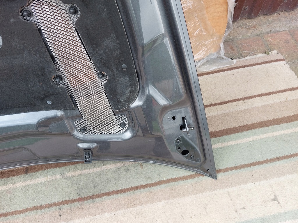 фото №10, Капот aston martin vantage v8 coupe 17r серая meteorite silver