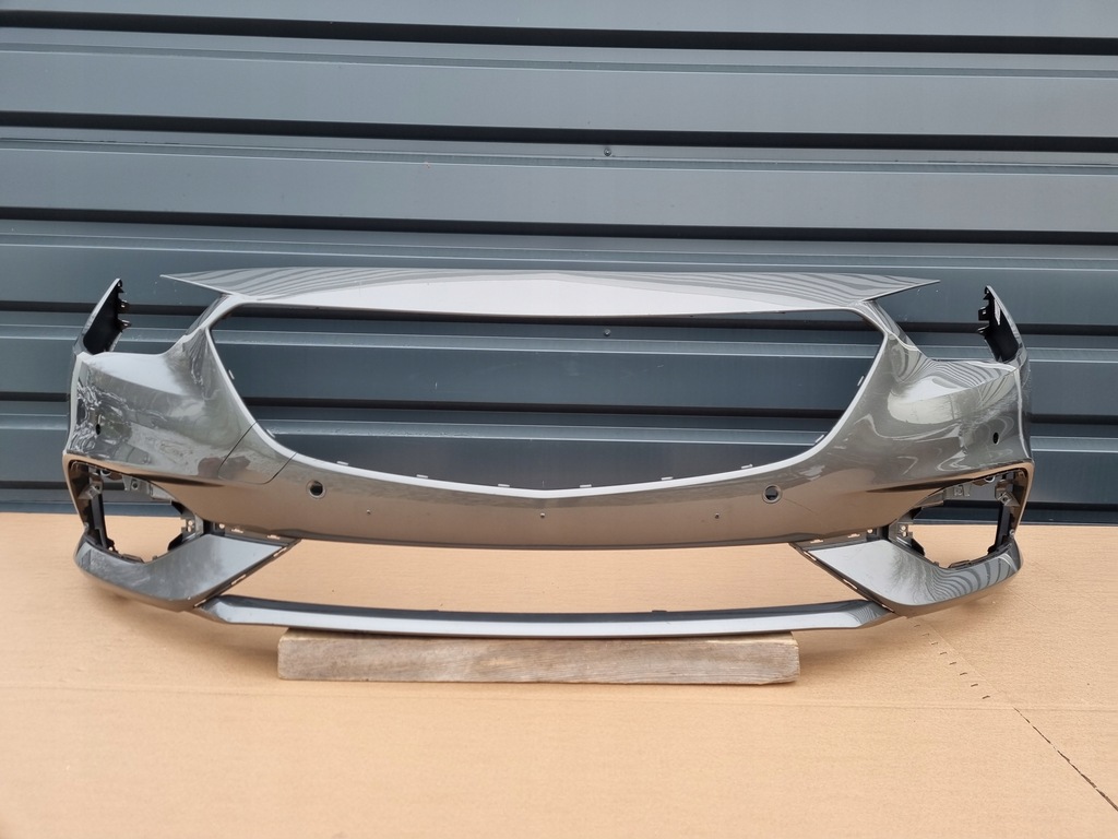 фото №1, Opel insignia b 2017- бампер перед оригінал b050