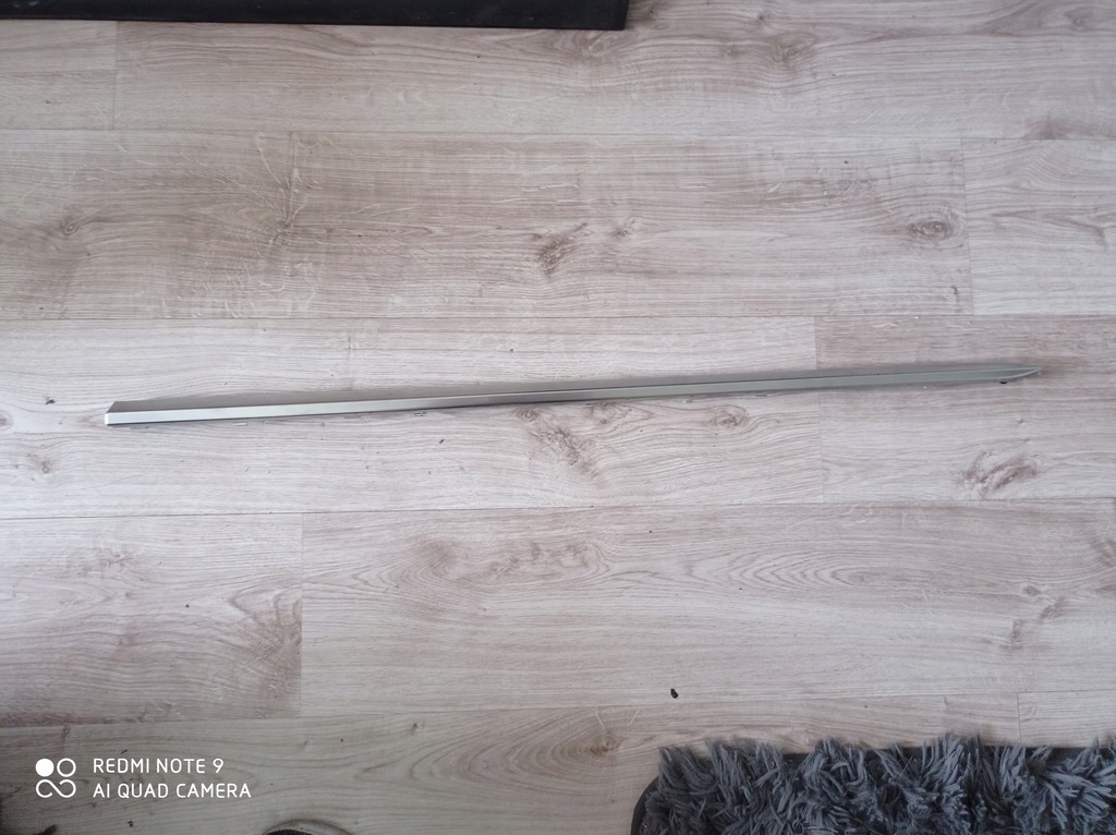 фото №1, Kia sorento iv 20- молдинг дверь перед хром правая