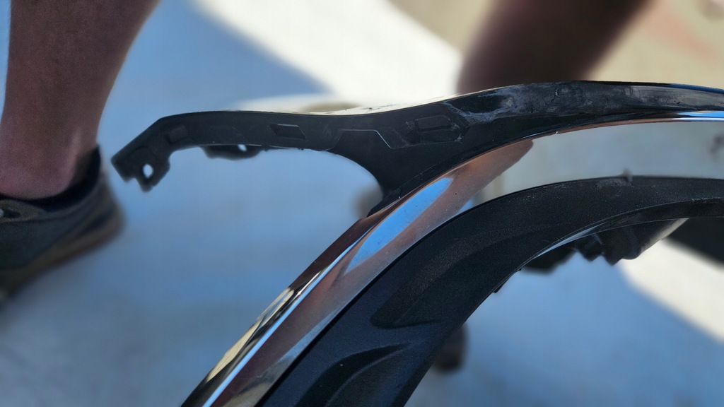 фото №8, Бампер suzuki ignis iii lift 20- перед pdc решітка радіатора