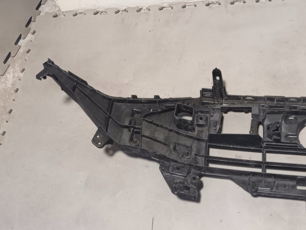 фото №8, Підсилювач, каркас pod бампер, решітка радіатора audi 4ke e-tron