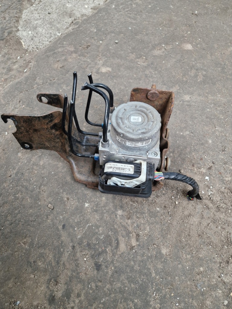 фото №1, Насос abs citroen c4 cactus 9819474880