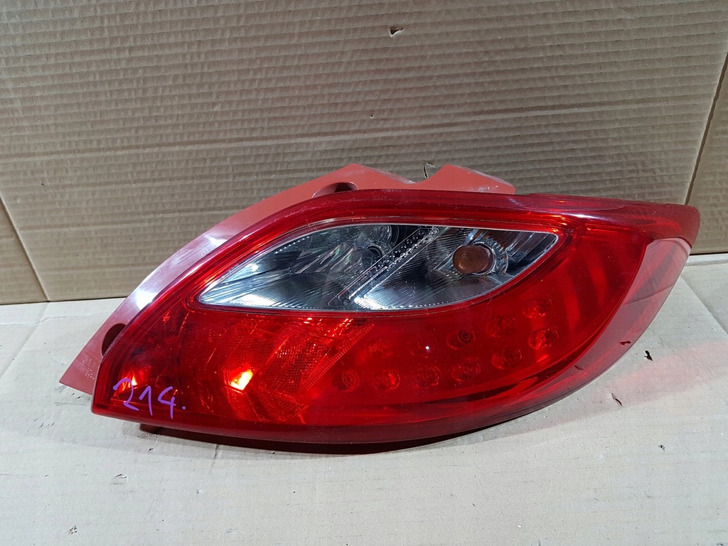 фото №8, Mazda 2 ii 08- лампа правая левая задняя задняя