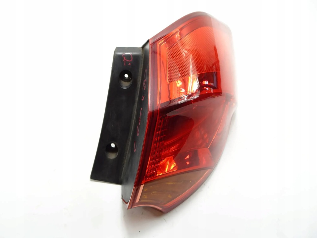 фото №6, Лампа правый задняя kia ceed ii 12-15 r. hb 5d