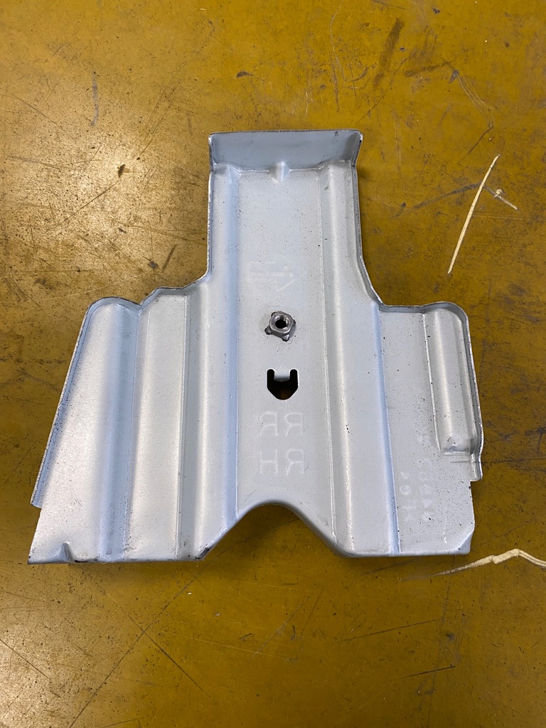 фото №6, Кронштейн обшивка багажника nissan x-trail t32