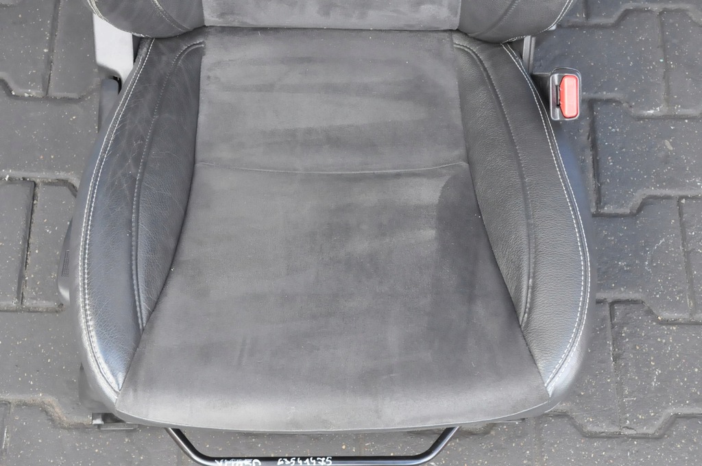 фото №13, Suzuki vitara iii 2015r сидіння напівшкіра alcantara заднє сидіння обшивки anglik