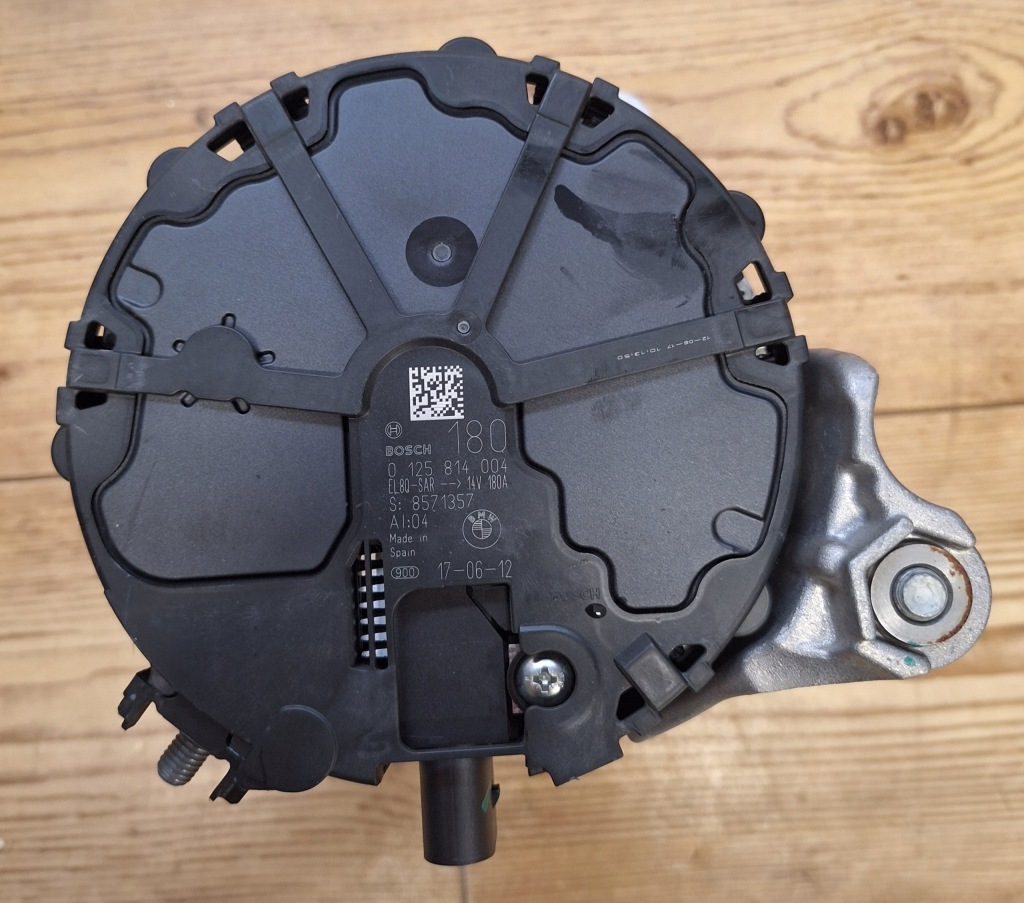 Генератор rp bosch 180a bmw 1 f21 lci 3 f30 lci f31 lci f34 gt lci g20 g с Разборки