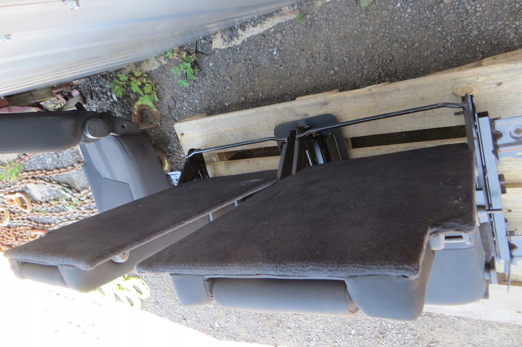 фото №8, Сидіння заднє сидіння land rover discovery iii 3 ряд