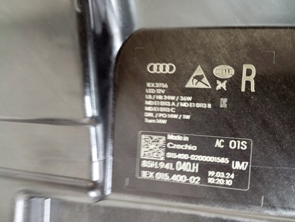 Лампа права matrix audi q6 e-tron 85h941040h Доставка