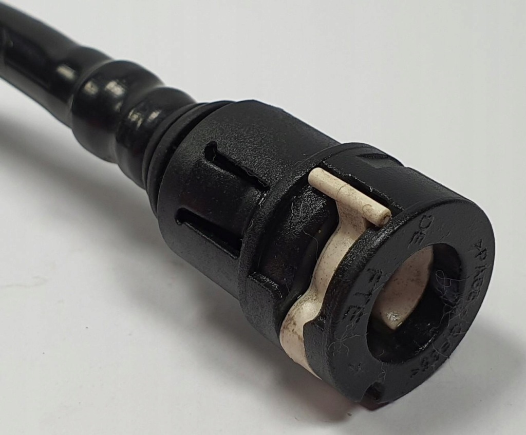 Шланг пального ford fiesta mk7 1.0 ecoboost Доставка