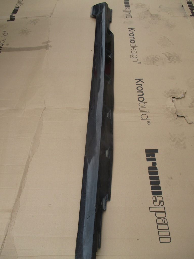 фото №1, Молдинг порог левая vw passat b8 3g0853857 хром